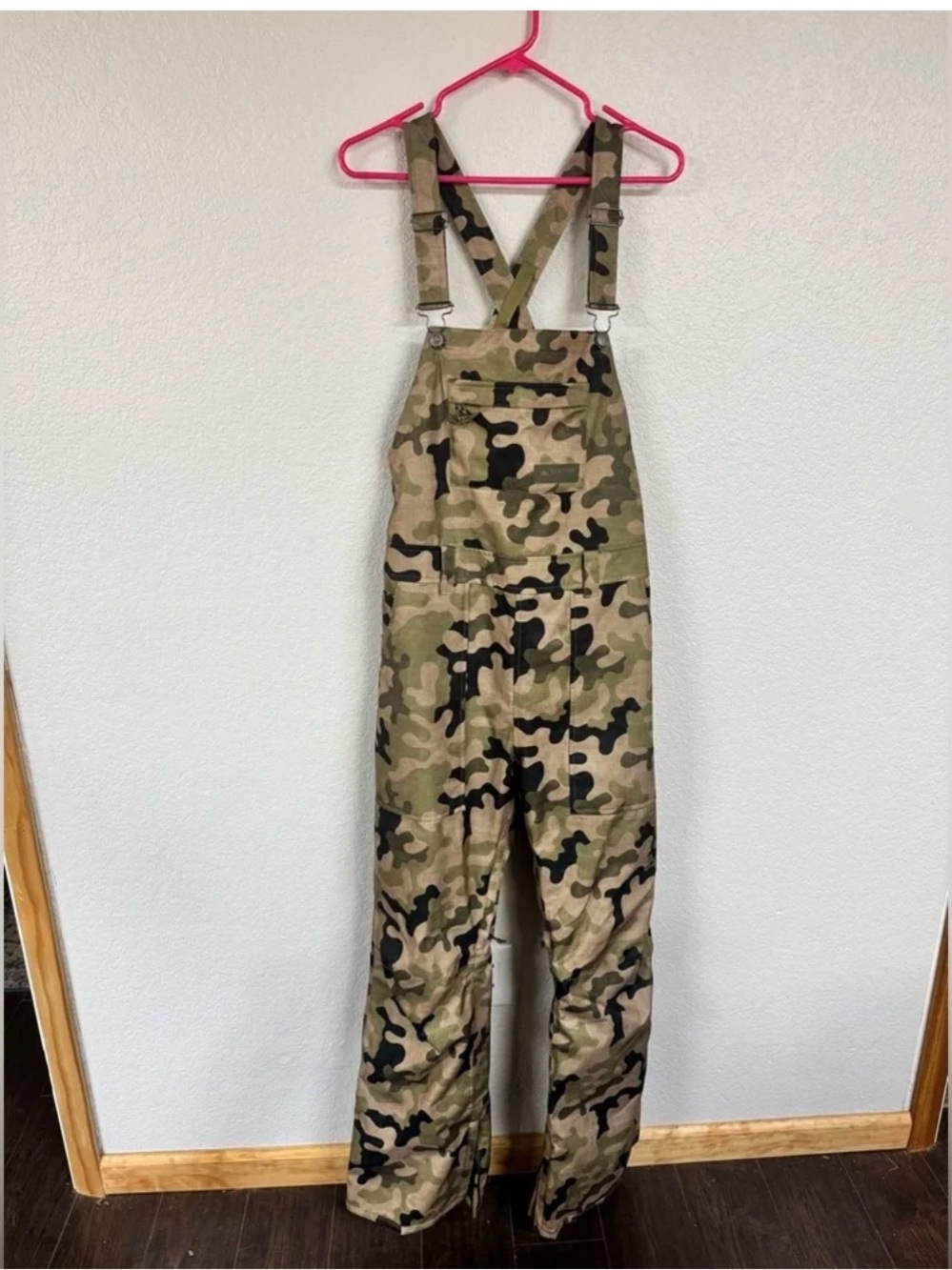 Burton Avalon Camo Bibs Snowpants Medium Snowboarding Winter - Picture 4 of 6